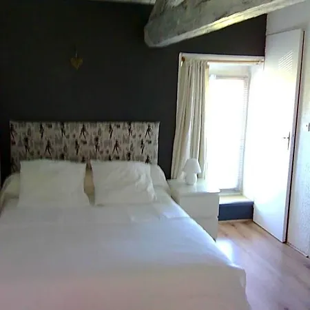 La Rosaliere Bed & Breakfast